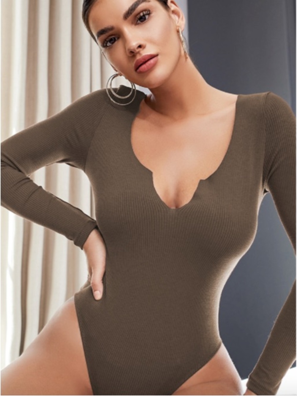 SHEIN Brown Ribbed Long-Sleeve Scallop Neck Bodysuit